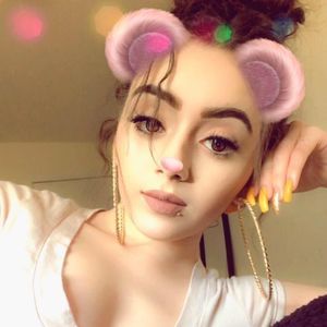 Meet your Posher, Anaise